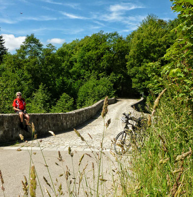 Auf der Römer Brücke bei Haslach
