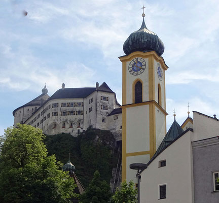 Burg und Kirche Kufstein