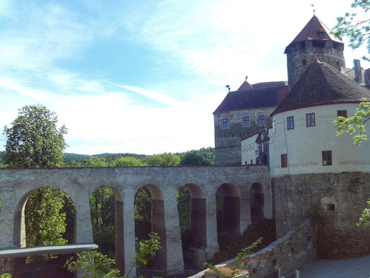 Brücke zum Tor