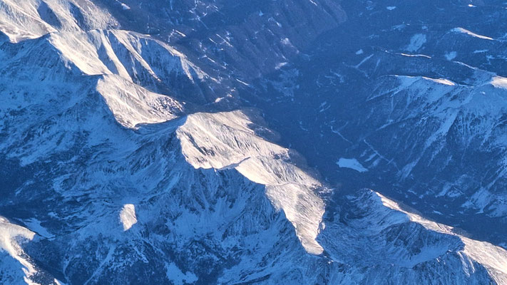 Flug nach Mallorca über den Alpen