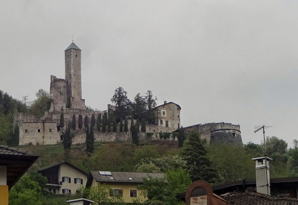 Burg zu Borgo