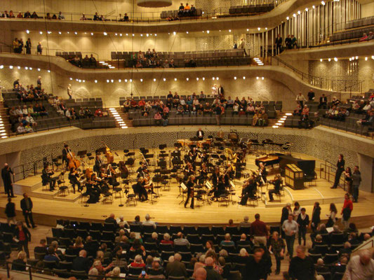 die Bühne