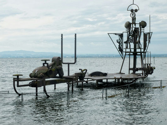 Kunstwerk im Hafen von Immenstaad  