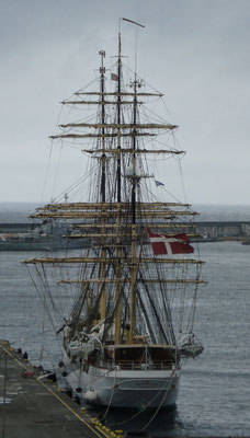 Dänisches Schulschiff 