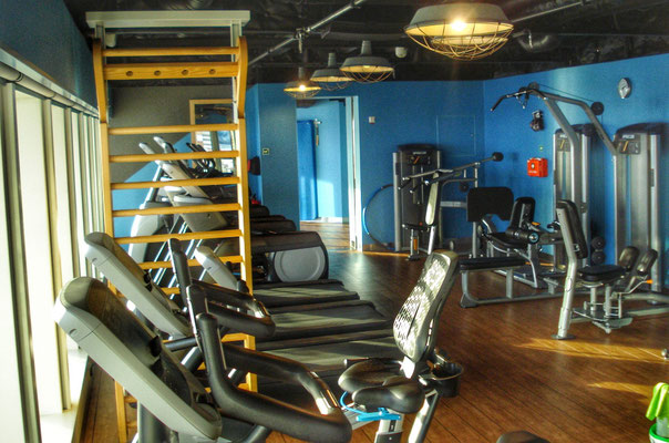 Jeden Morgen im Fitnessraum 