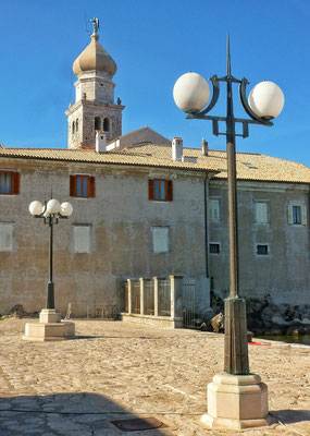 Kirchenplatz