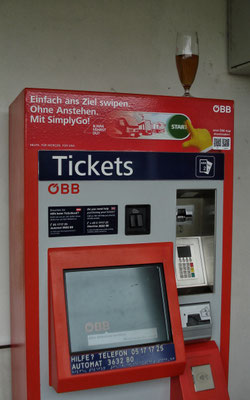 ÖBB Service Fahrkarten und Bier 😀