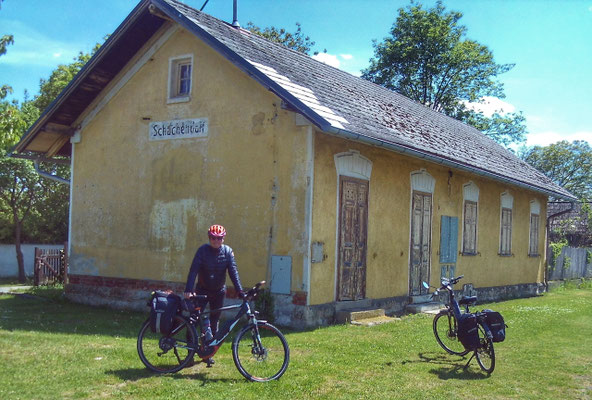 alte Bahnhöfe