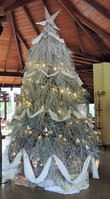 Weihnachtsbaum im Hotel