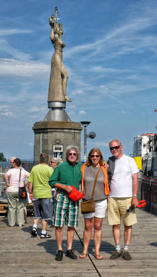 Vor der Imperia im Hafen von Konstanz 