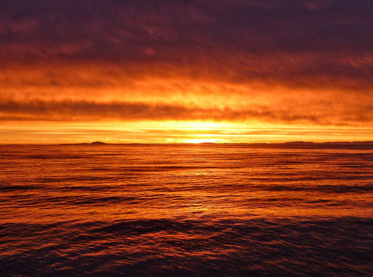 Sonnenaufgang über Grönland 