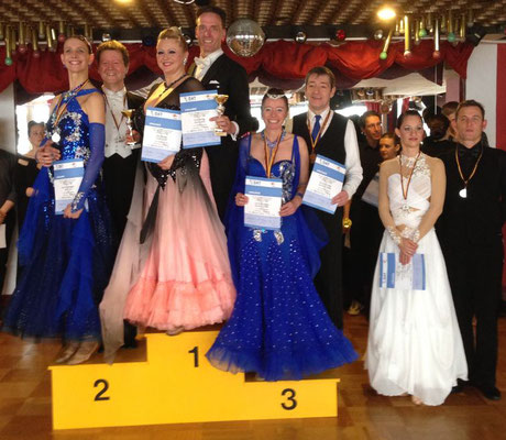 Offene Süddeutsche Meisterschaft 2016 DAT 5. Mai hier: Tanzschule Klaus Sennebogen, München