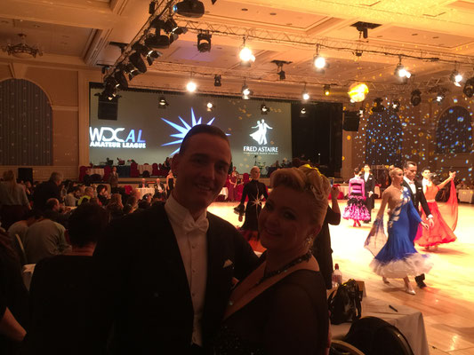 WDC AL World Championships Over 40 Senior Ballroom 2. Dezember 2016 hier: Disney Newport Bay Hotel, Paris