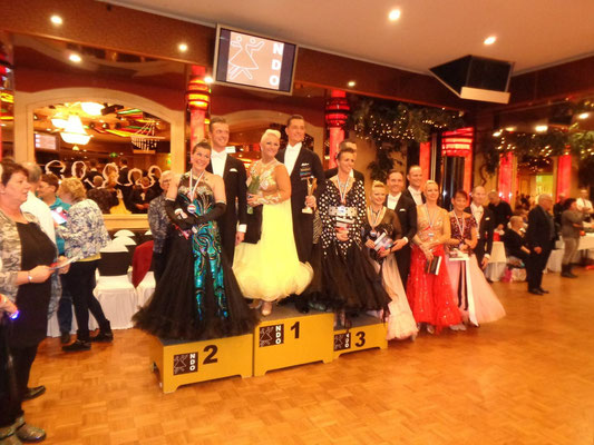 WDC AL NDO OPEN Netherland Championships Senioren Ballroom 24. April 2016 hier: Oldenzaal