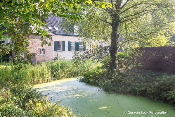 Jacht en koetshuis