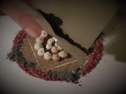 Naturmaterialien Mandala Hingabe