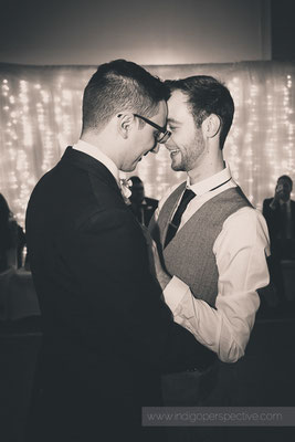 72-same-sex-wedding-north-devon-indigo-perspective-photography-first-dance