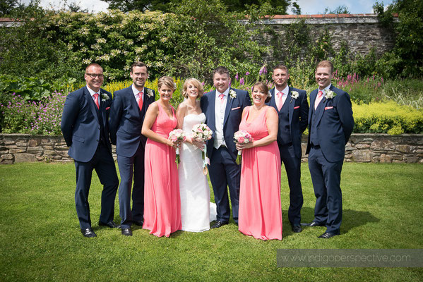 17-woolhanger-manor-wedding-photography-north-devon-group-photo-wedding-party