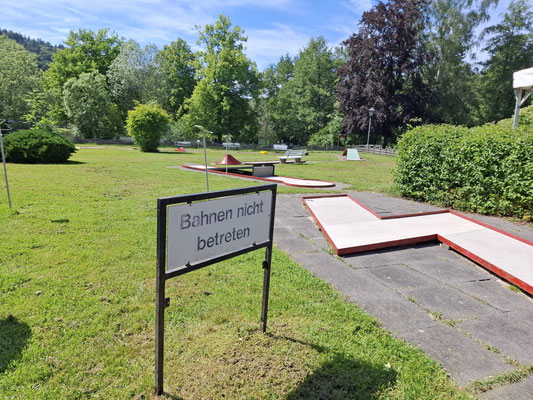 15:23 Uhr: Es geht bei 30 Grad los!