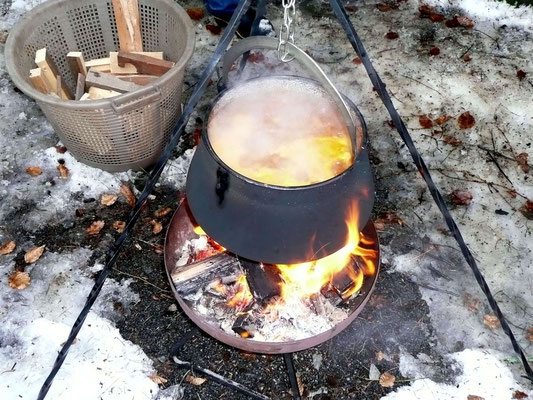 Frisches Kesselgulasch!
