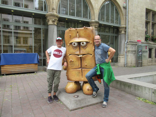 ... Bernd (mitte) mit zwei Touristen aus dem Westen!