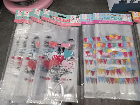 Feestelijke zakjes per 10 st € 0,75