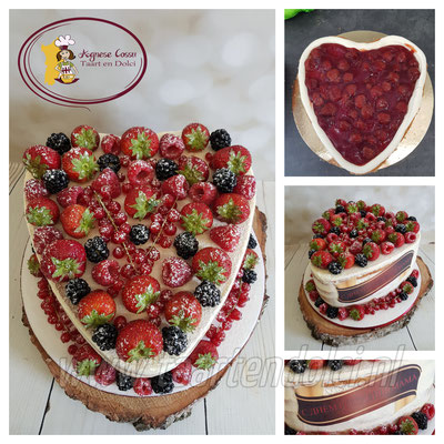 Naked cake hart met vers fruit
