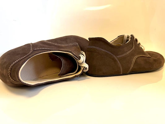 Deutsche Wildleder Barfußschuhe Farbe Chocolate