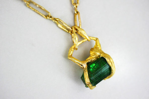 Turmalincollier, 750er Gelbgold Turmalin-Rohstein