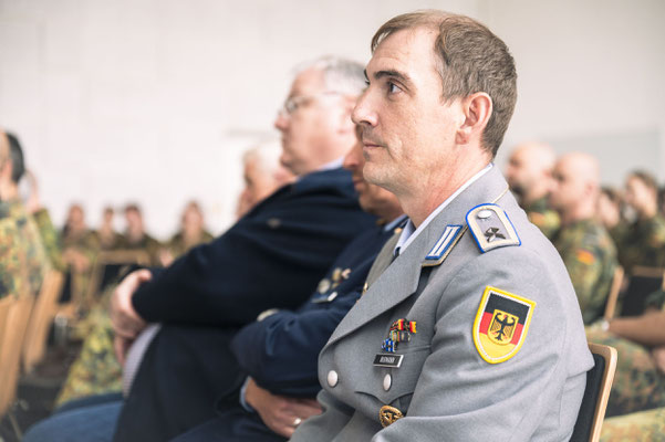 Gesichter des Lebens Fotoausstellung im Ausbildungszentrum des Cyber- und Informationsraum der Bundeswehr
