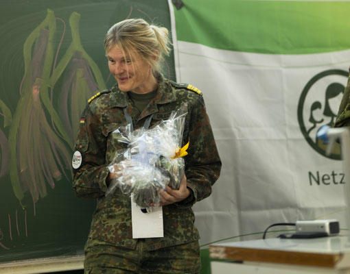 meetbw das Netzwerk der Frauen der Bundeswehr für die Frauen der Bundeswehr fotografiert demipress