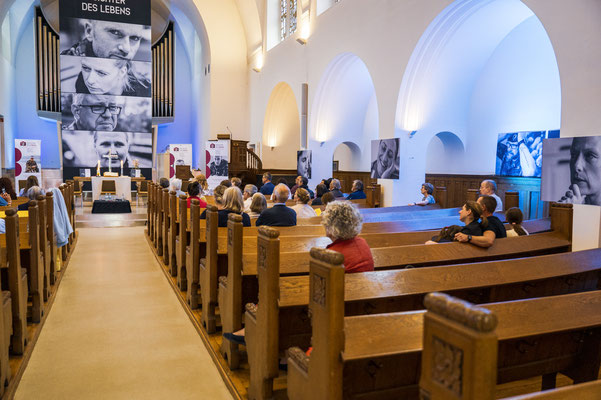 Gesichter des Lebens Ausstellung zur Bonner Kirchennacht 