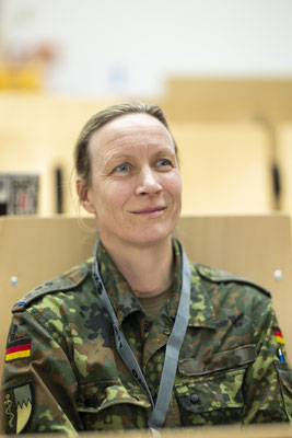 meetbw das Netzwerk der Frauen der Bundeswehr für die Frauen der Bundeswehr fotografiert demipress