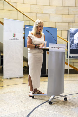 Eröffnung Gesichter des Lebens Fotoausstellung im Landtag Düsseldorf zum 1. Veteranentag