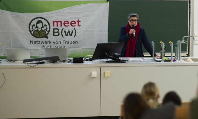 meetbw das Netzwerk der Frauen der Bundeswehr für die Frauen der Bundeswehr fotografiert demipress