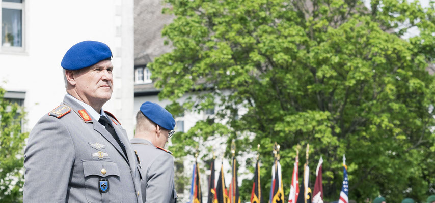 Inspekteur des Sanitätskommando, der Generalsbabsarzt Dr. med. Ralf Hoffmann