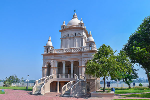 Swami Vivekananda Temple - Belur Math