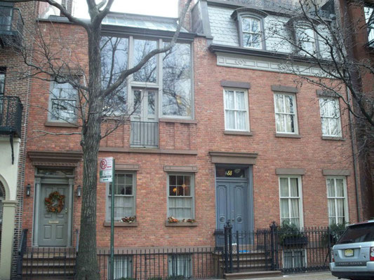 88 Grove St, NY. Courtesy of Yolanda Koumidou-Vlesmas, New York 2010