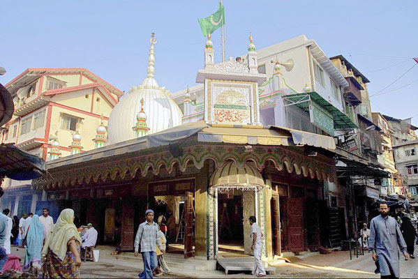 Abdur Rehman's dargh, Dongi, Bombay