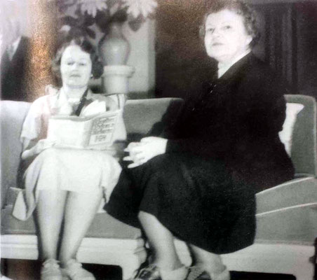 Elizabeth Paterson & her mother Elizabeth Chapin