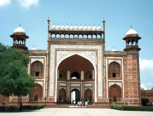 Gateway of the Taj Mahal