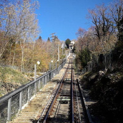 Funicular train tracks