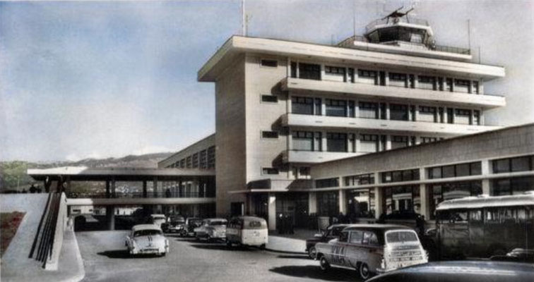 1950s : Beirut Airport. Image colourized by Anthony Zois.