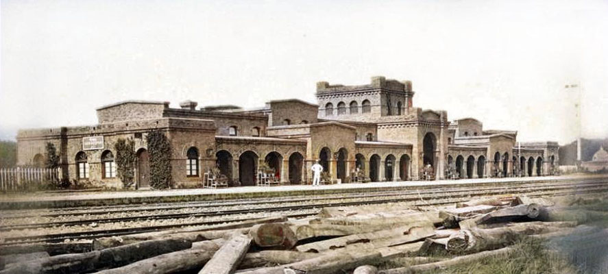 Gorakhpur Junction Railway Train Station