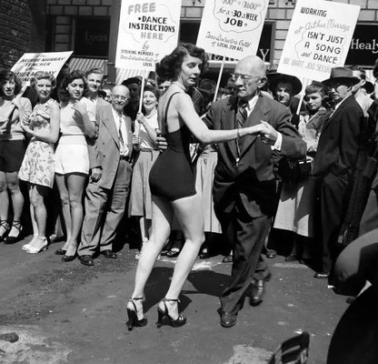 Arthur Murray's Dance Studio employees strike