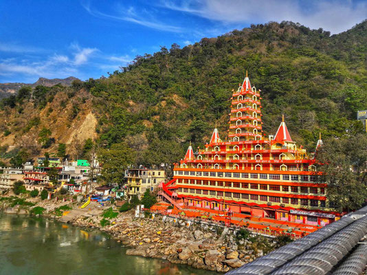Trayambakeshwar Temple, which is situated near Laxman Jhula and the sacred river Ganges