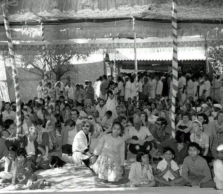 1973 Amartithi, Meherabad, India.
