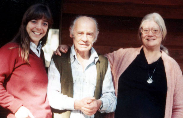 Ursula with Francis Brabazon & Filis Fredericks at Avatar's Abode, Australia