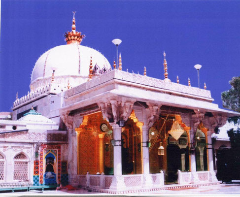 Shrine of Qutub Mu'inuddin Chishti in Ajmer