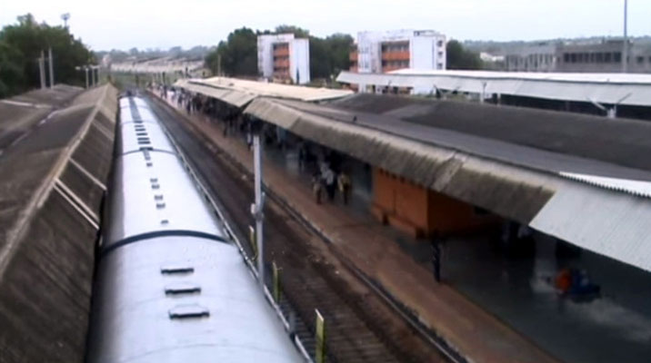 Sholapur Railway Station platforms